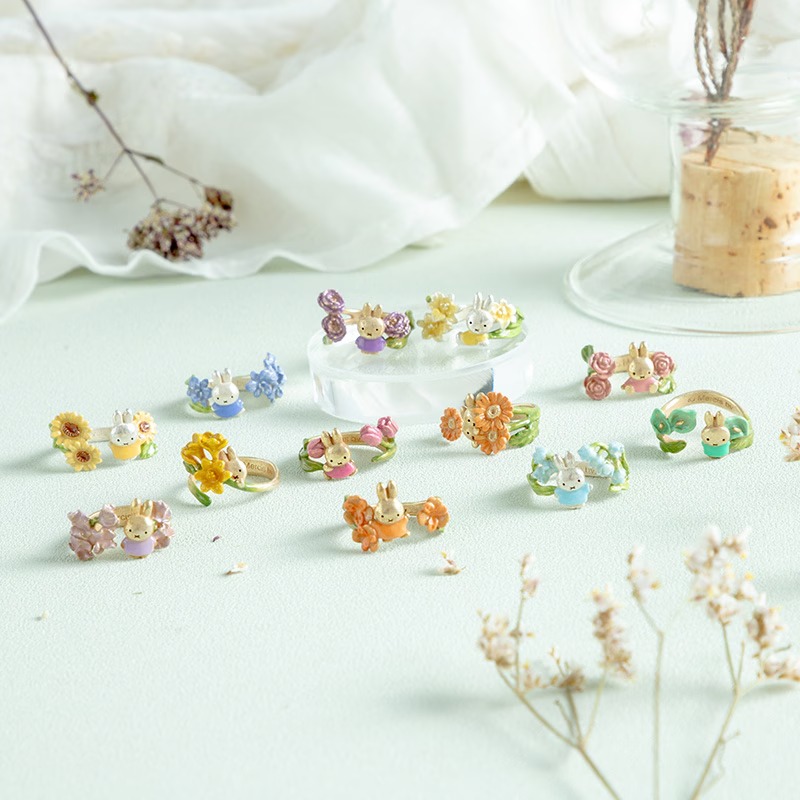 Flower Miffyパルナートポックコラボ フラワーリング トルコキキョウ Flower Miffy パルナートポックコラボ フラワーリング トルコキキョウ